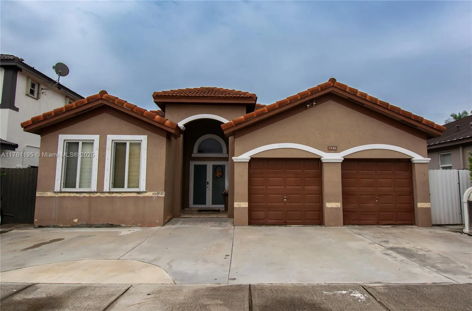 5 bedroom 4 bath for sale at 1142 NW 135th Ct, Miami FL 33182