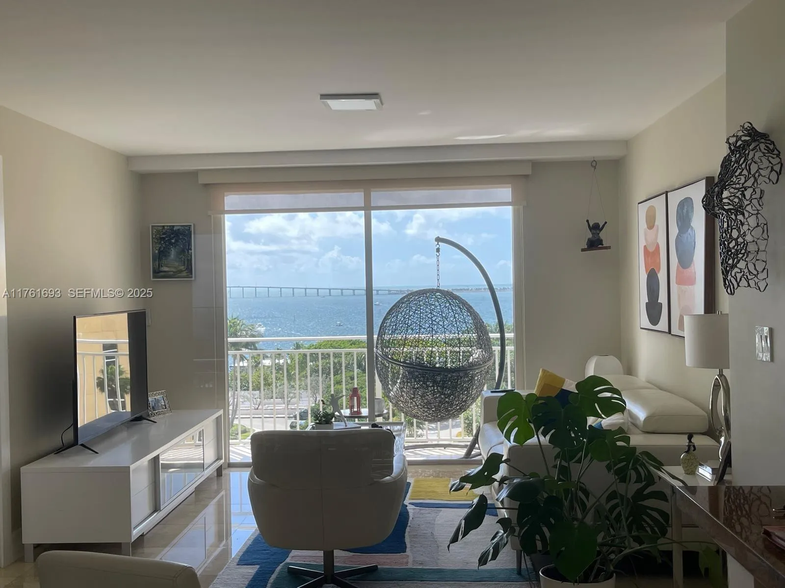 2 bedroom 2 bath for sale at 770 Claughton Island Dr # 904, Miami FL 33131