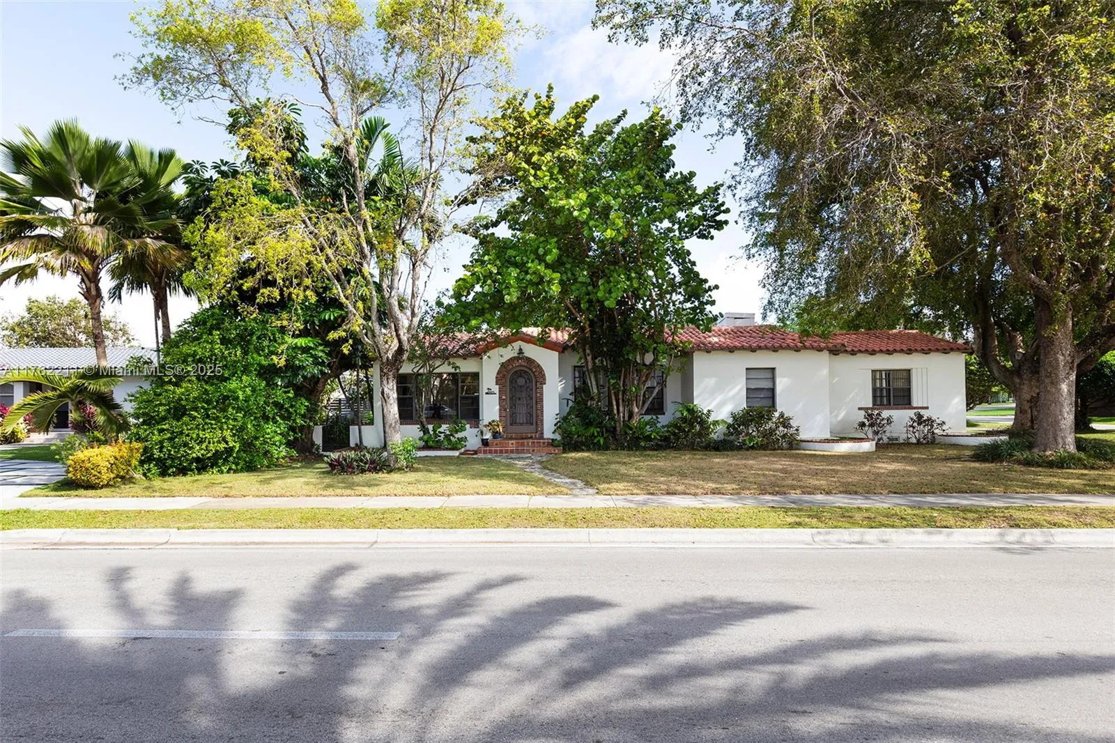 4 bedroom 3 bath for sale at 485 NE 96th St, Miami Shores FL 33138