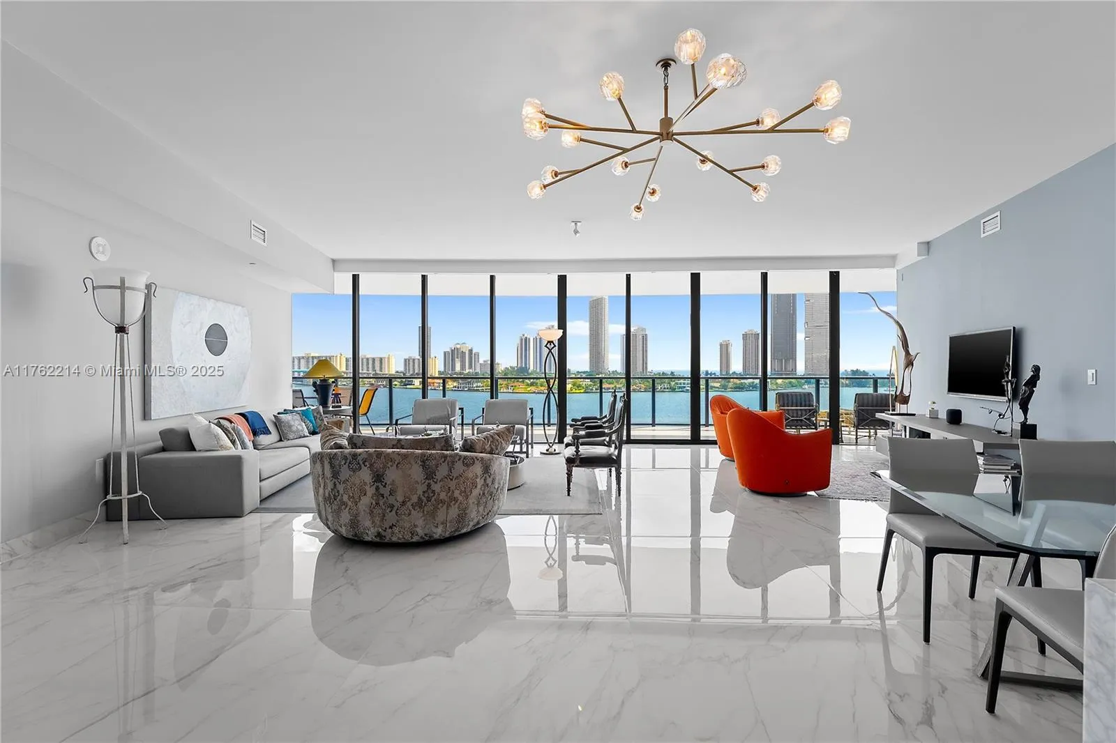 2 bedroom 2 bath for sale at 5500 Island Estates Dr # 604, Aventura FL 33160