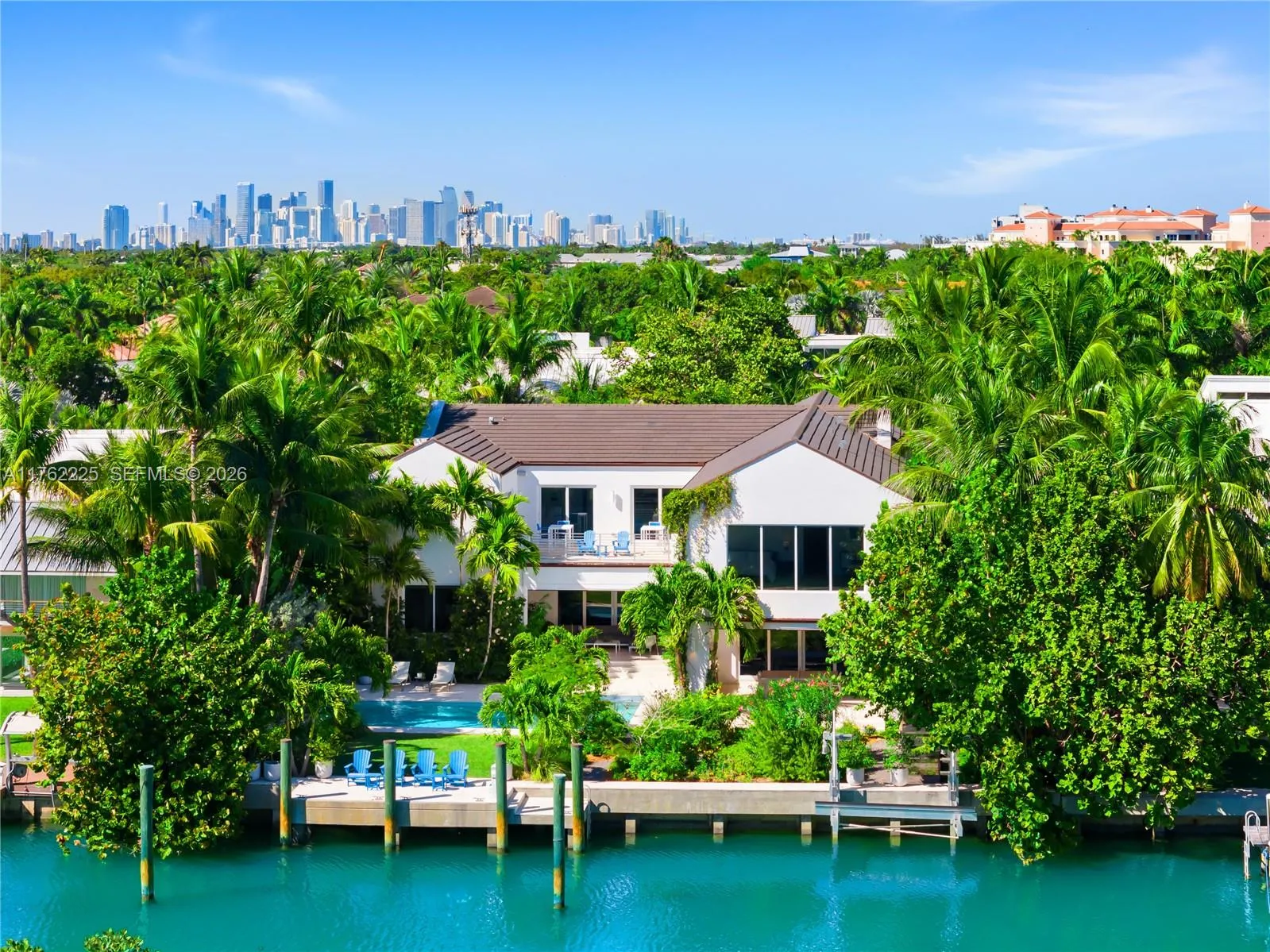 6 bedroom 6 bath for sale at 180 Cape Florida Dr, Key Biscayne FL 33149
