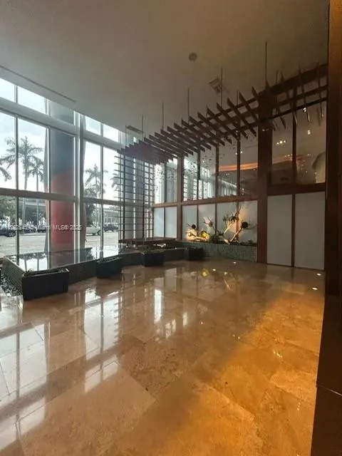 1 bath for rent at 50 Biscayne Blvd # 2409, Miami FL 33132