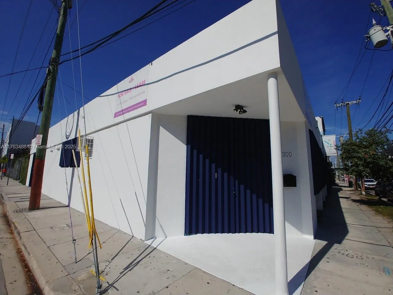 2300 N Miami Ave, Miami FL 33127