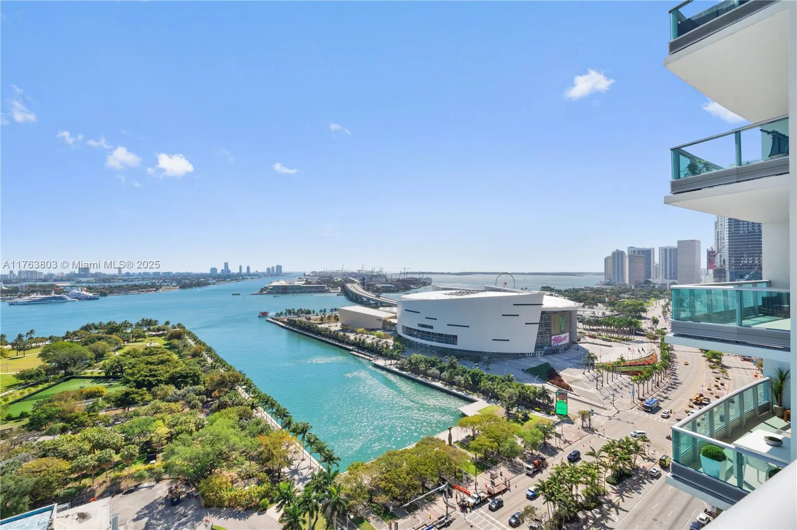 3 bedroom 3 bath for sale at 900 BISCAYNE BL # 2309, Miami FL 33132