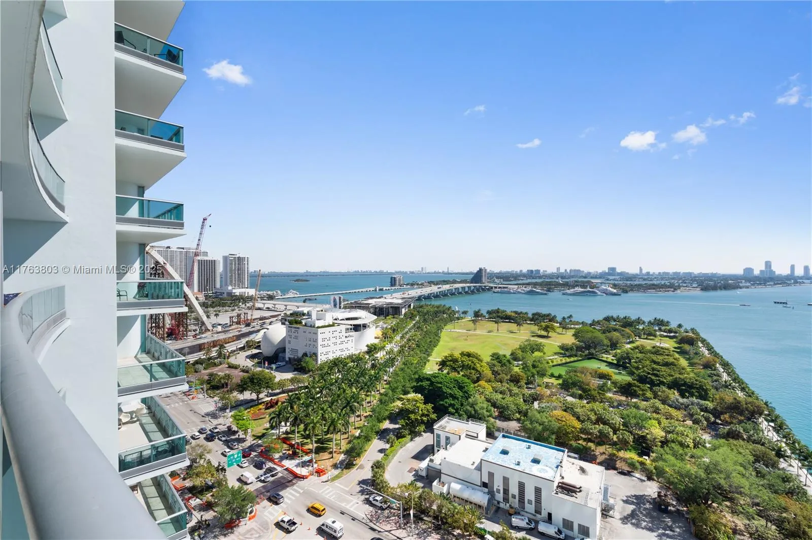 900 BISCAYNE BL # 2309, Miami FL 33132