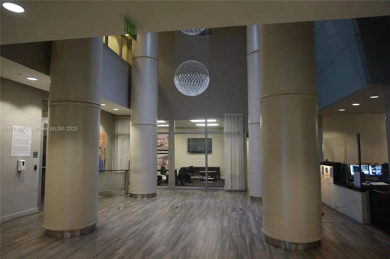 1750 N Bayshore Dr # 2215, Miami FL 33132