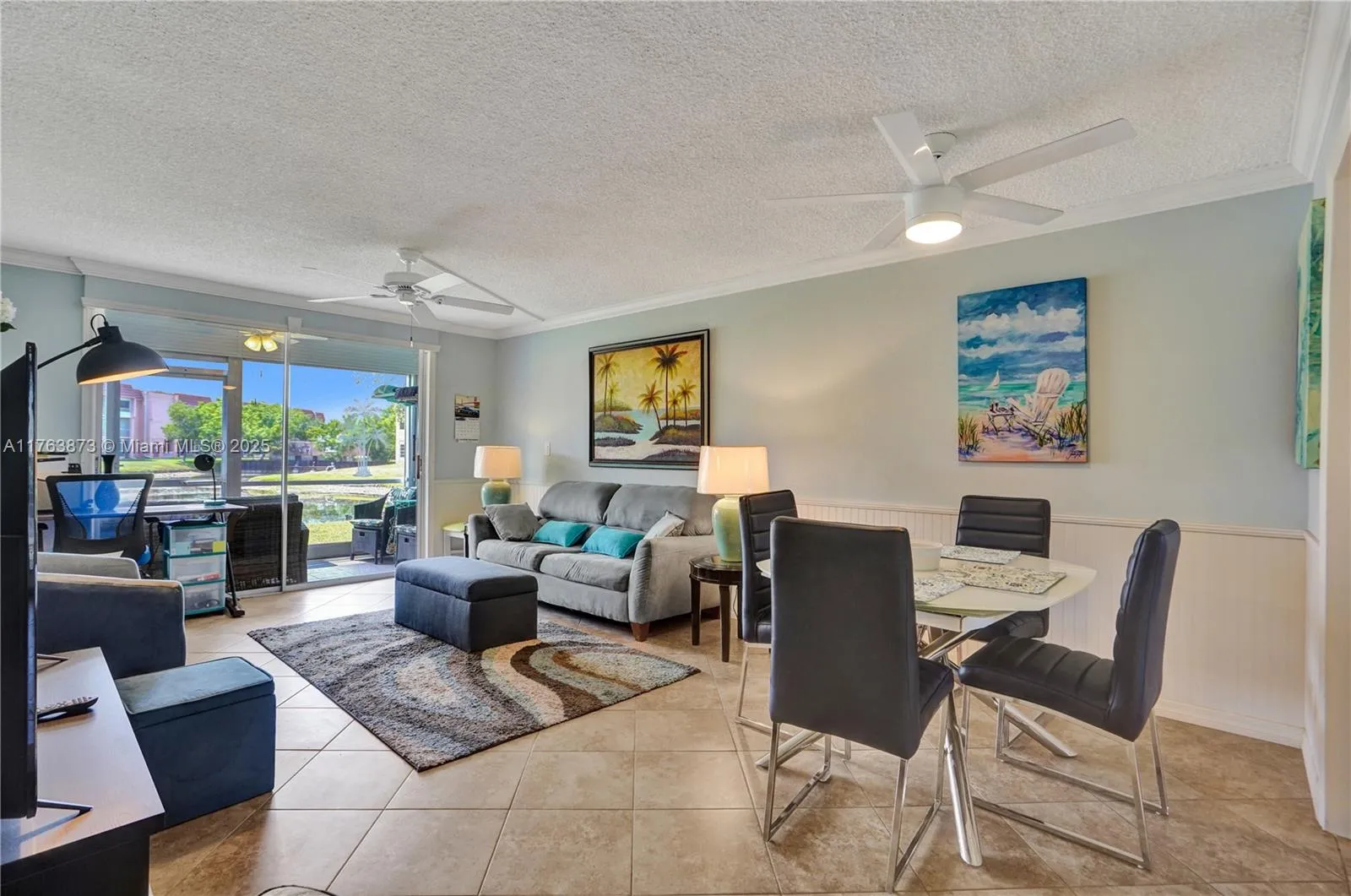 2 bedroom 2 bath for sale at 9181 Sunrise Lakes Blvd # 109, Sunrise FL 33322