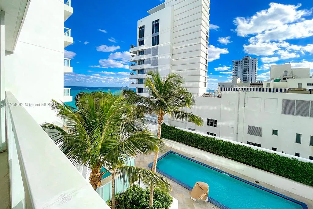 1 bath for sale at 4391 Collins ave # 616, Miami Beach FL 33140