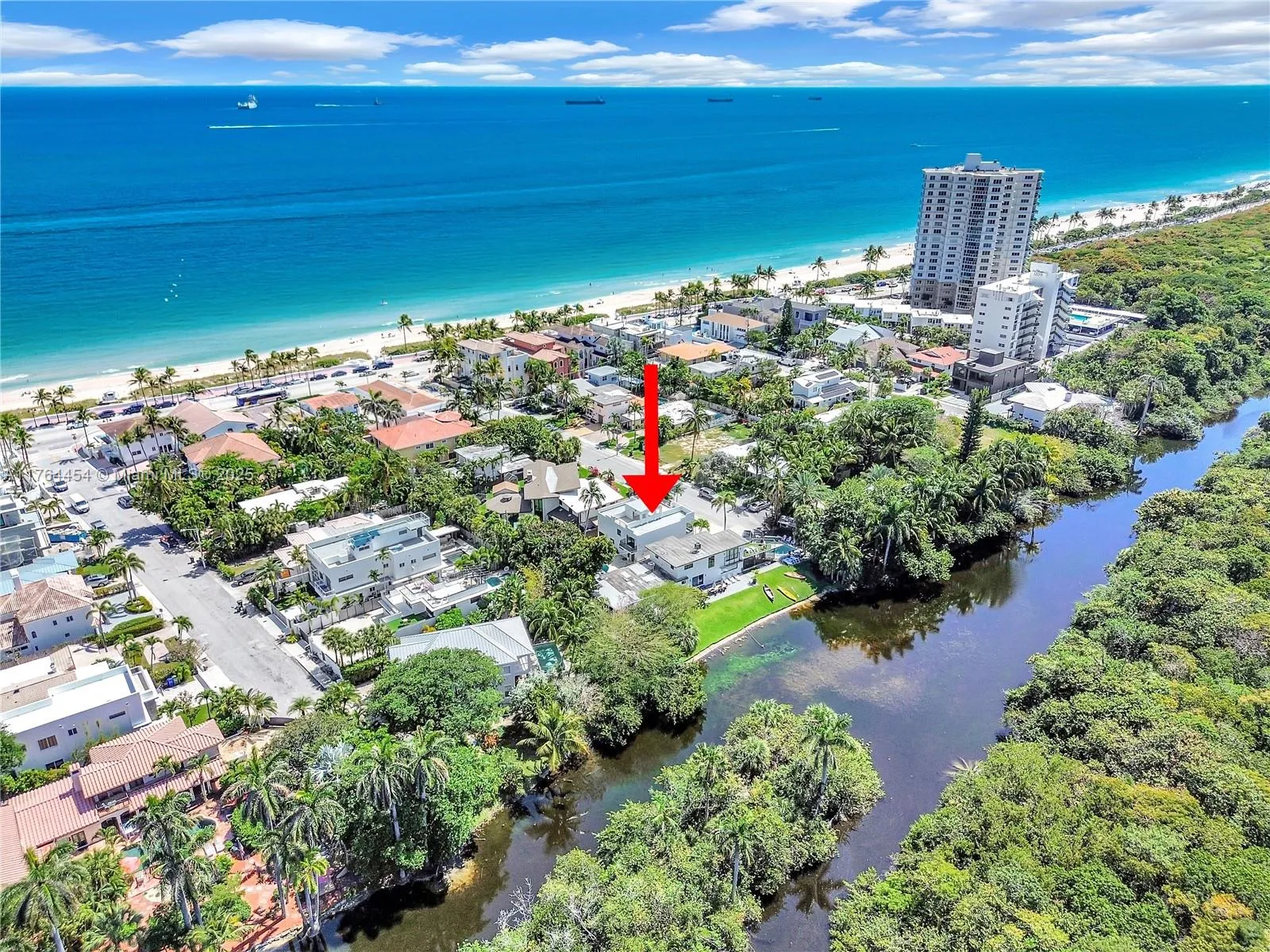 3 bedroom 3 bath for sale at 3305 NE 15th St, Fort Lauderdale FL 33304