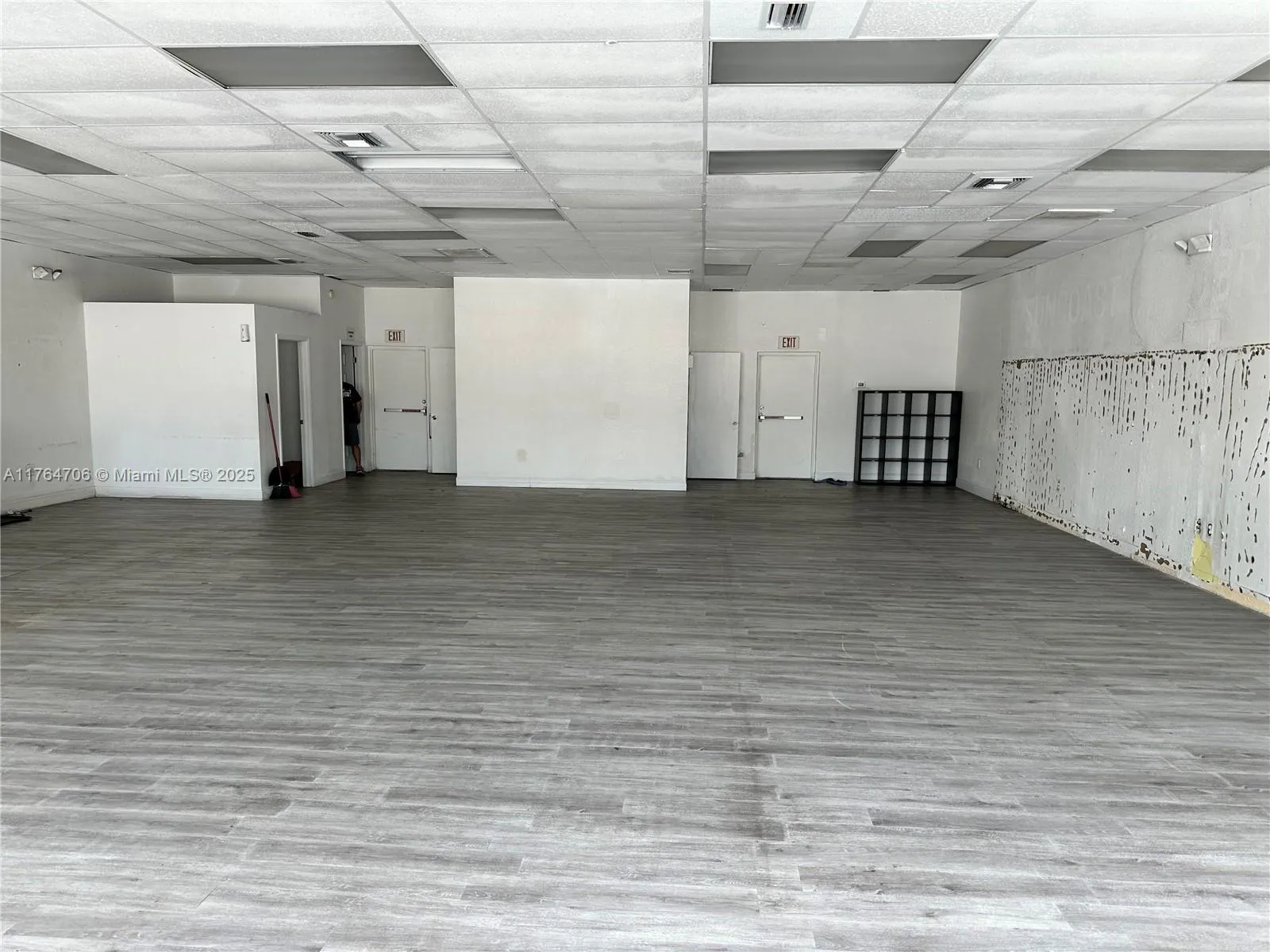 29194 US Hwy 19 N, Clearwater FL 33761