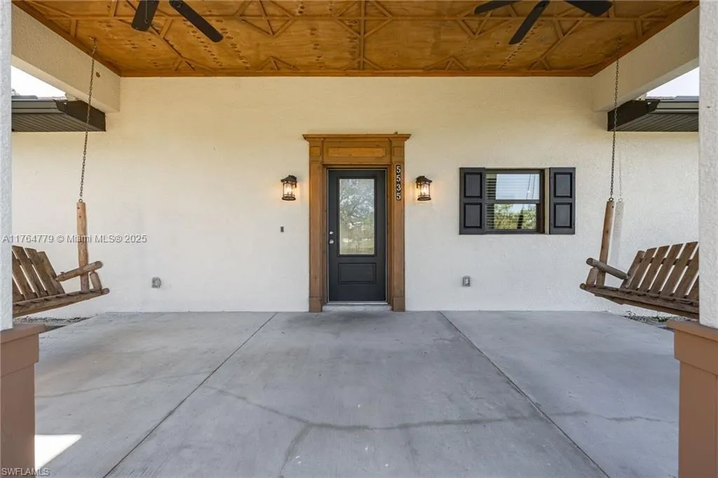 5535 County Road 78, La Belle FL 33935