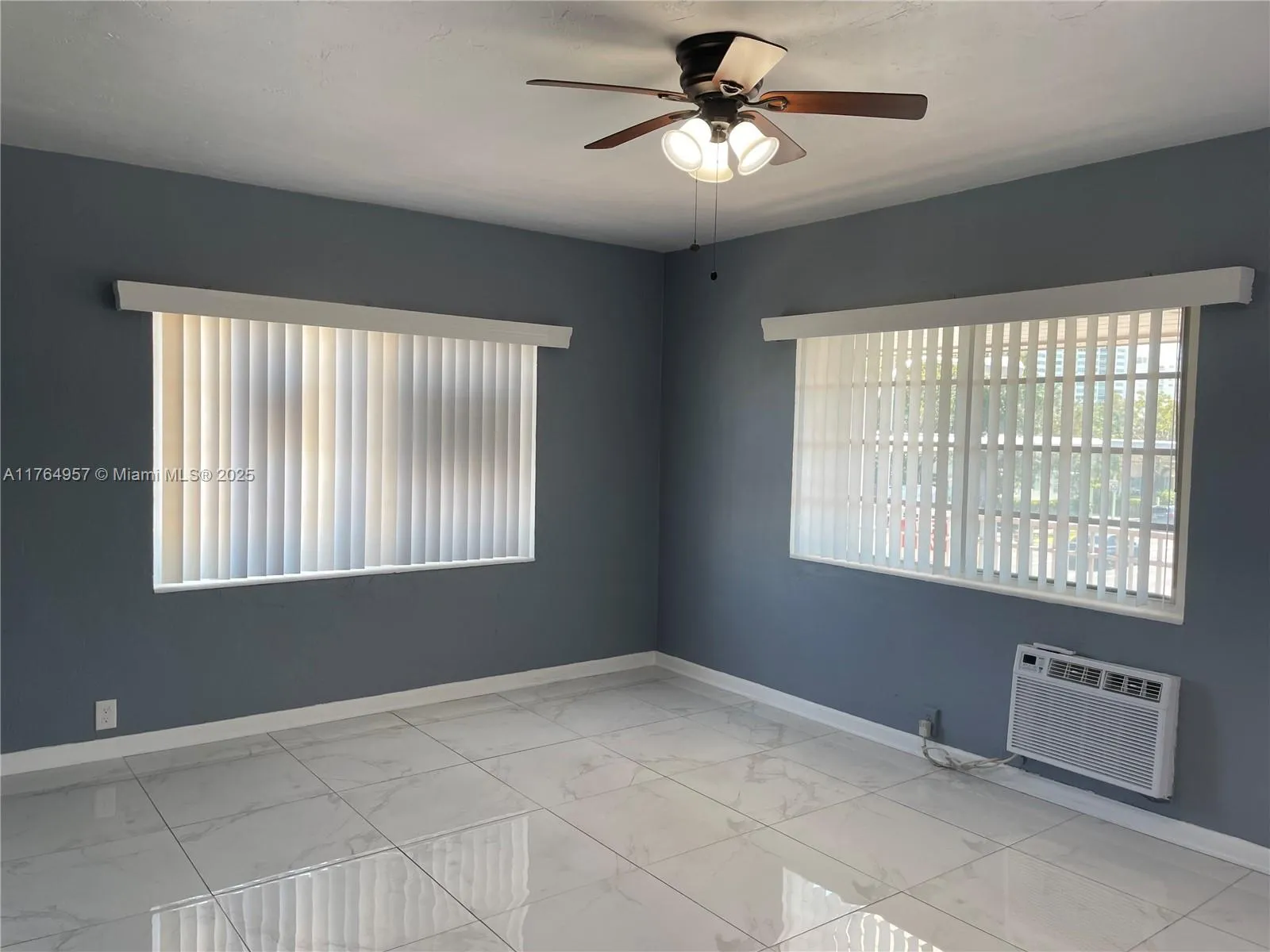 7400 Harding Ave # 12A, Miami Beach FL 33141
