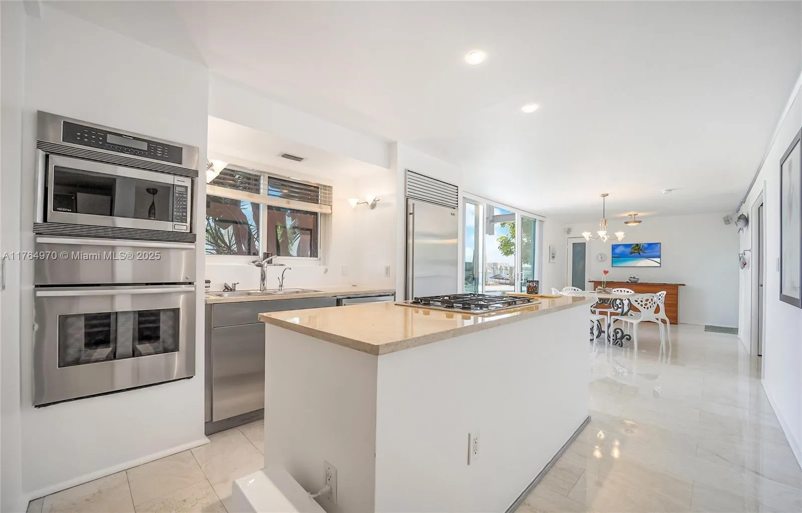 405 N Hibiscus Dr # 110, Miami Beach FL 33139