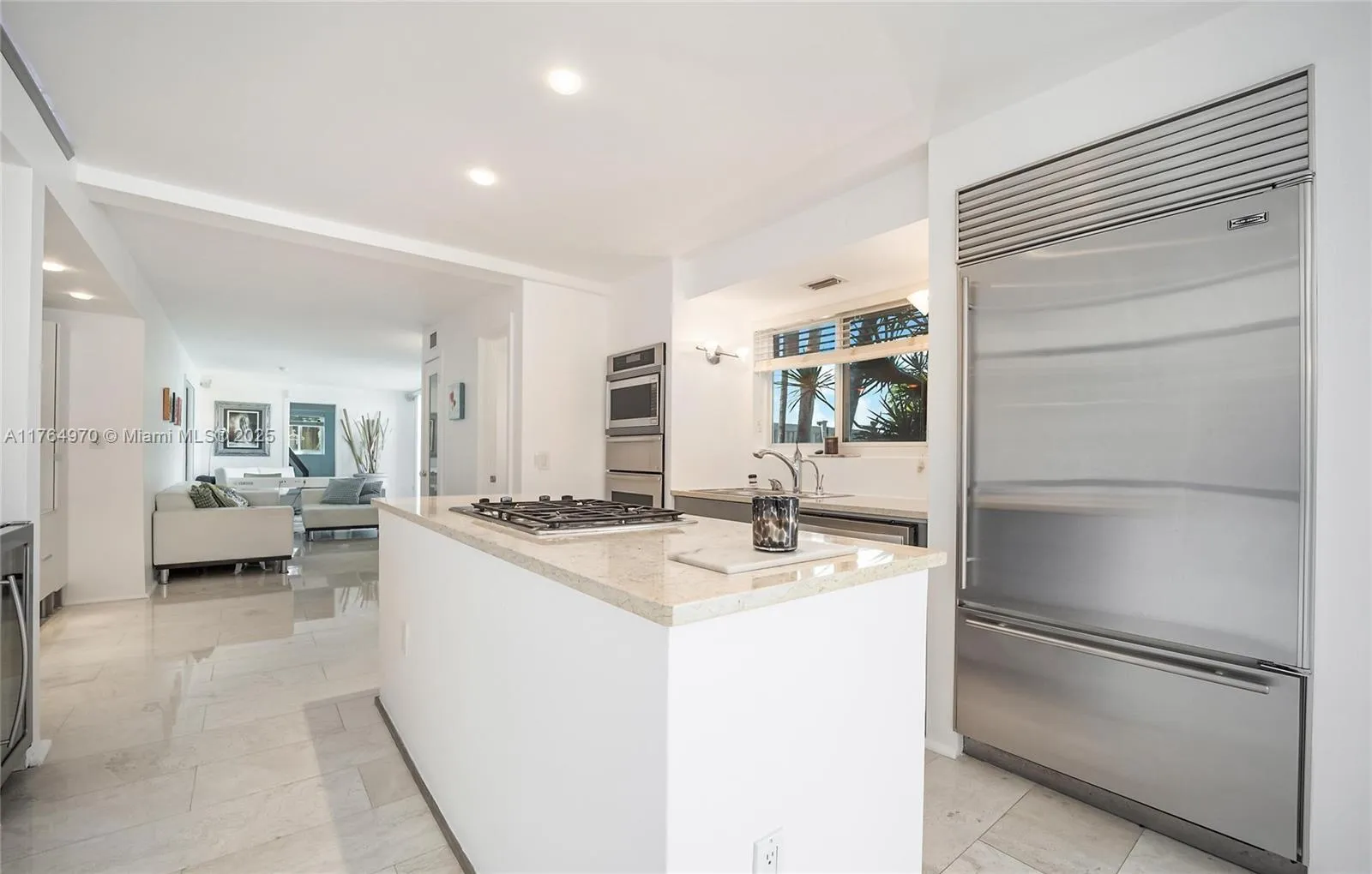 405 N Hibiscus Dr # 110, Miami Beach FL 33139