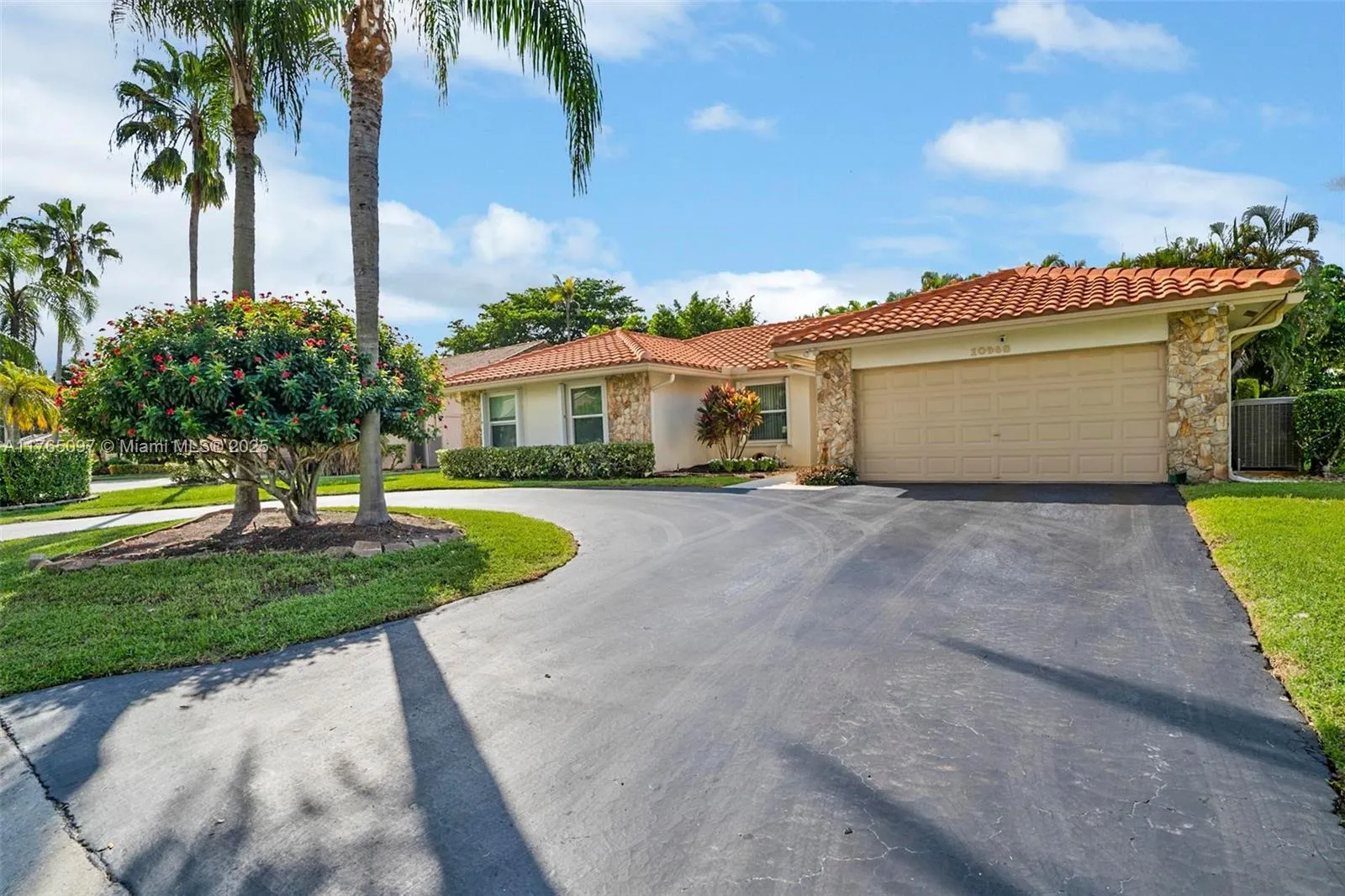 4 bedroom 2 bath for sale at 10968 NW 13th Ct, Coral Springs FL 33071
