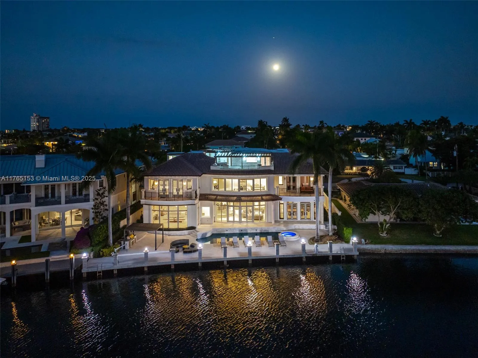 3201 NE 27th Ave, Lighthouse Point FL 33064