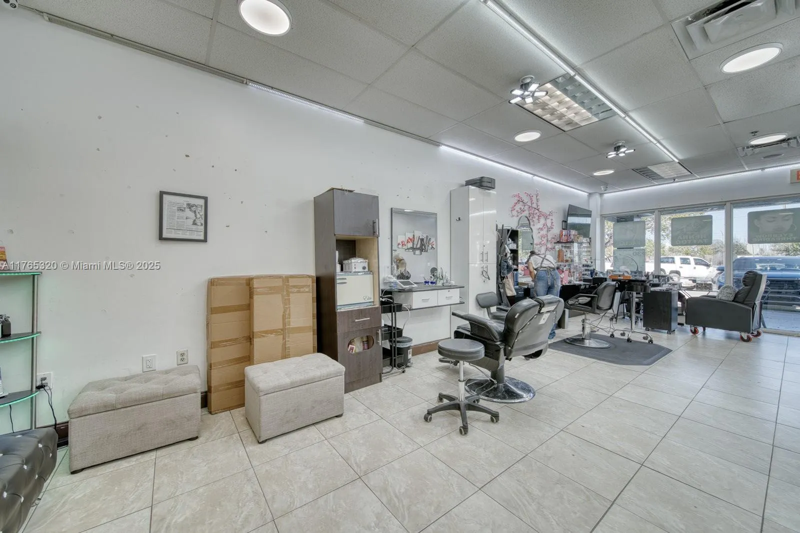 Beauty Salon For Sale On 8th St, Miami FL 33184