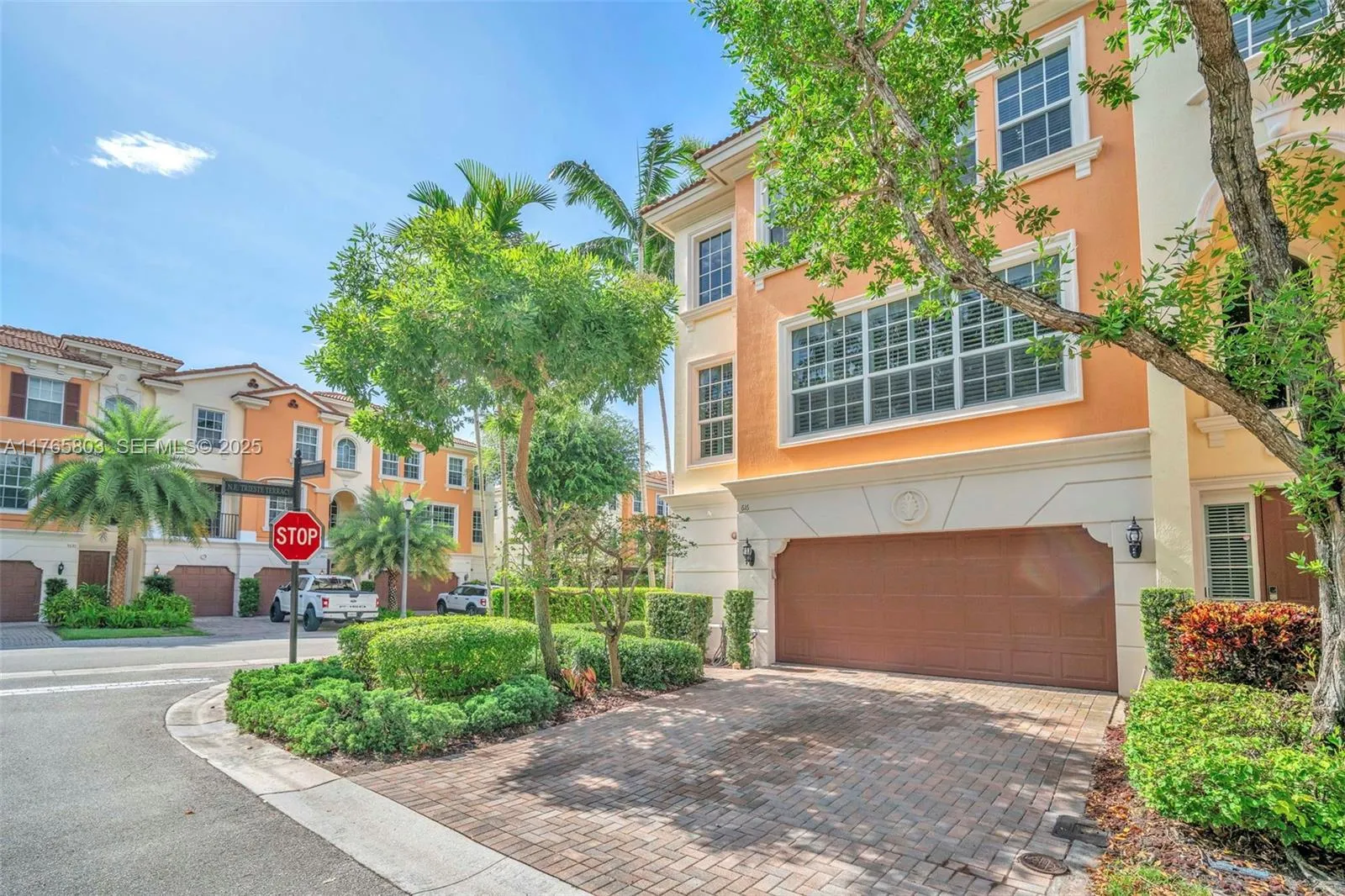 3 bedroom 3 bath for sale at 616 NE VENEZIA LANE # 616, Boca Raton FL 33487