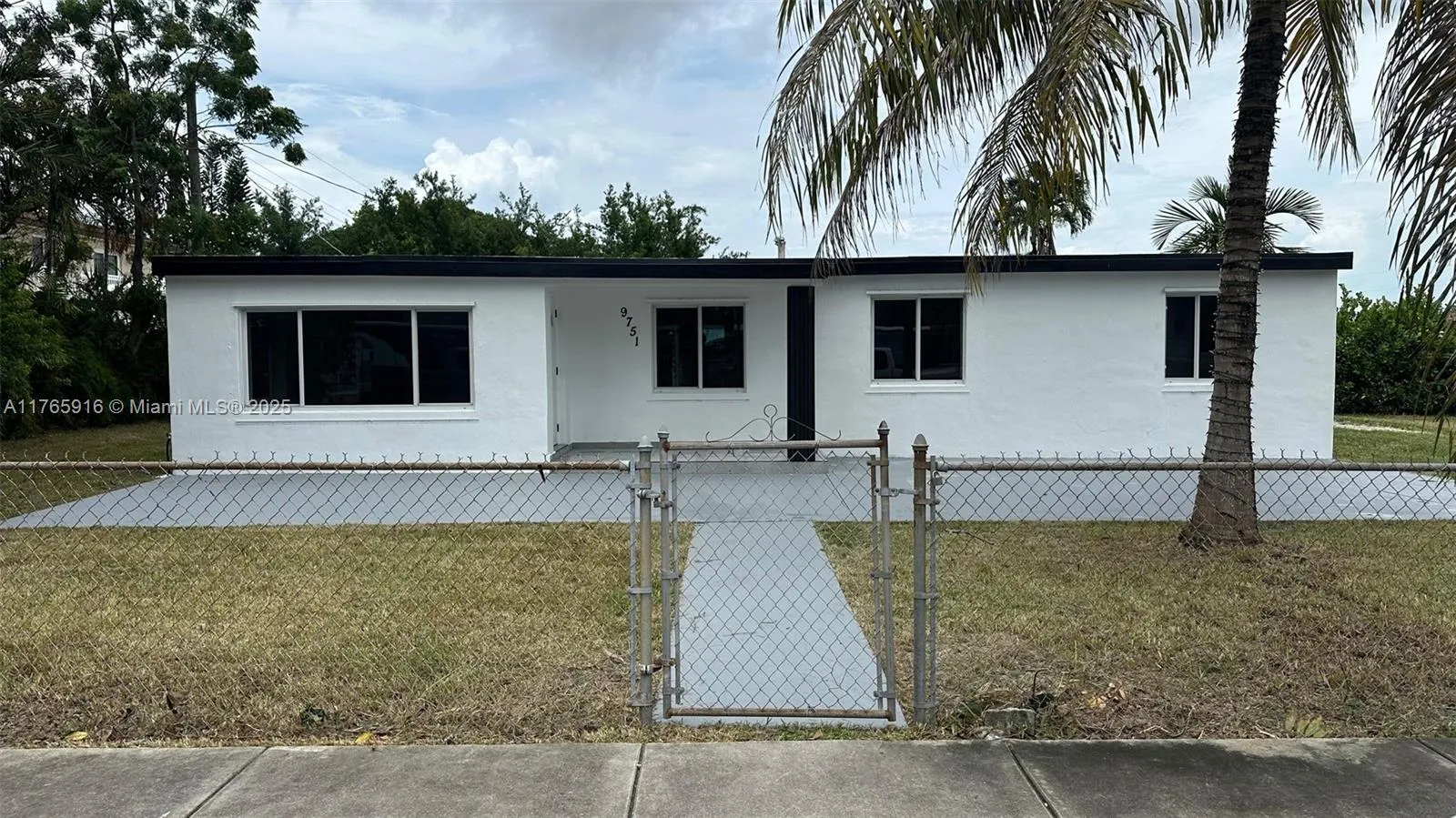 4 bedroom 2 bath for sale at 9751 SW 47th St, Miami FL 33165