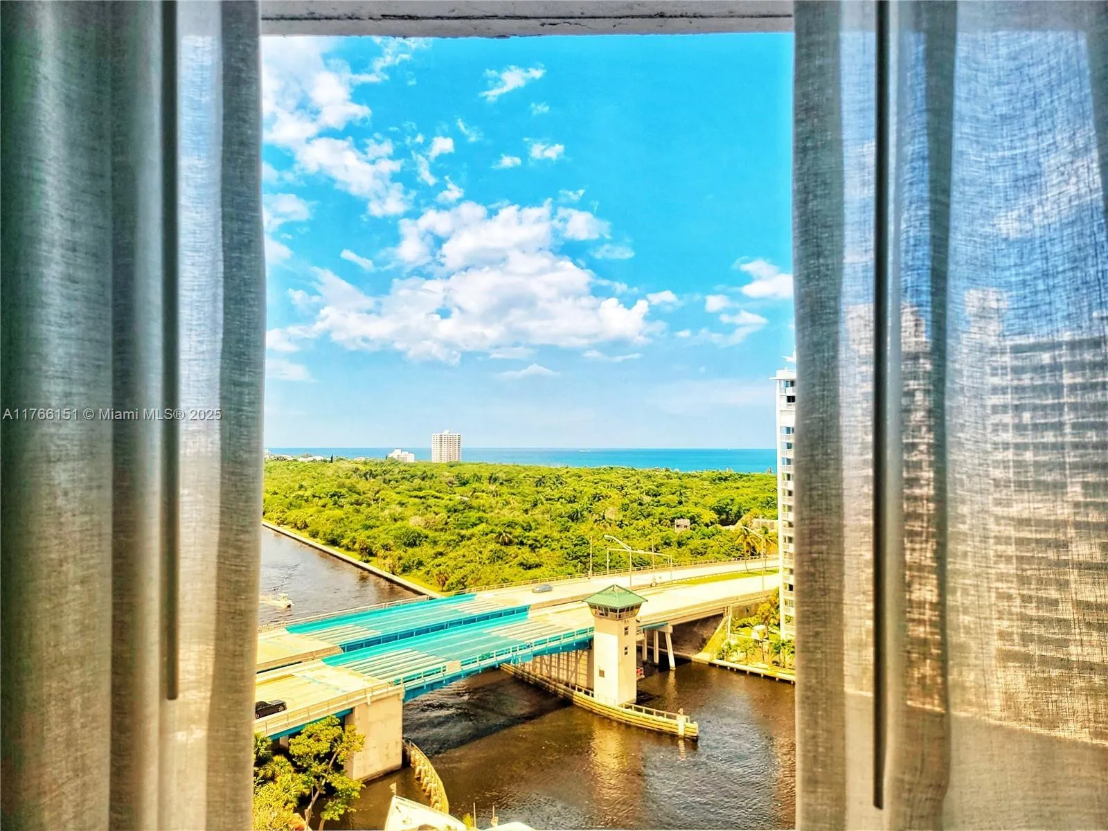 1 bedroom 1 bath for sale at 2670 E Sunrise Blvd # 1201, Fort Lauderdale FL 33304