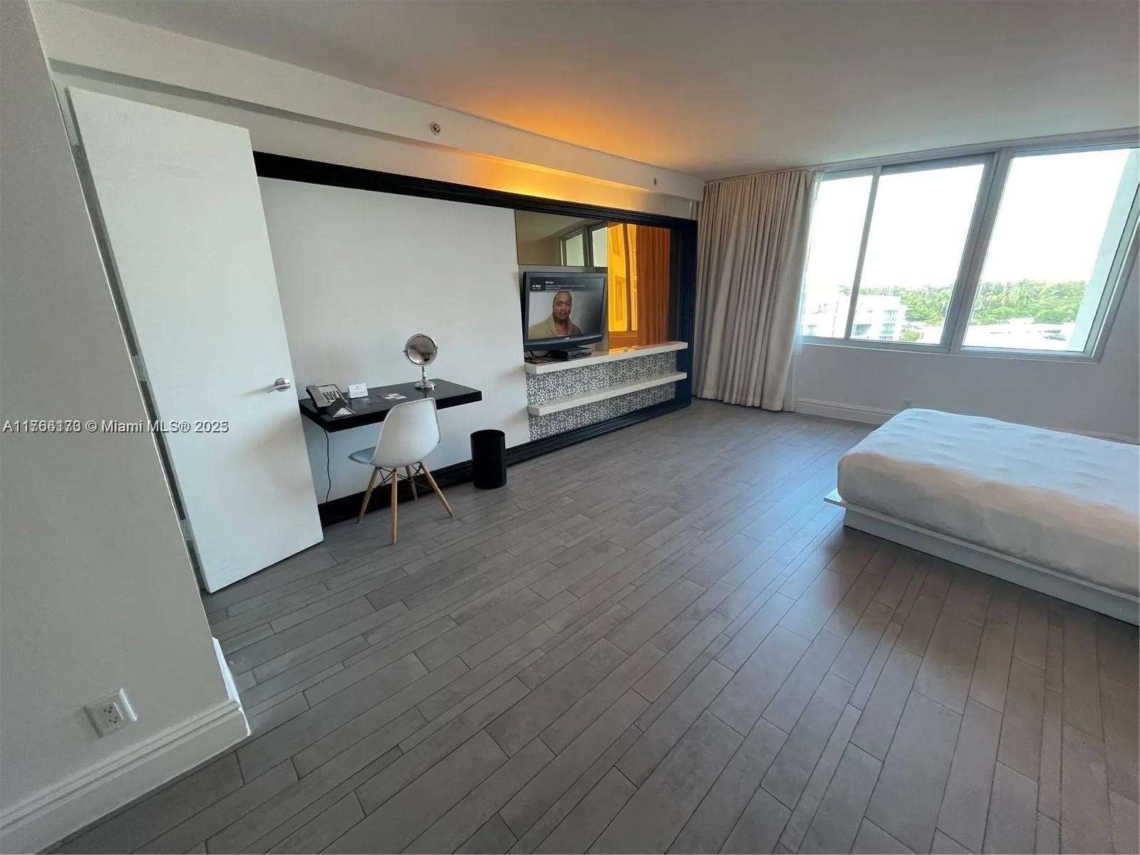 1100 West Ave # 807, Miami Beach FL 33139