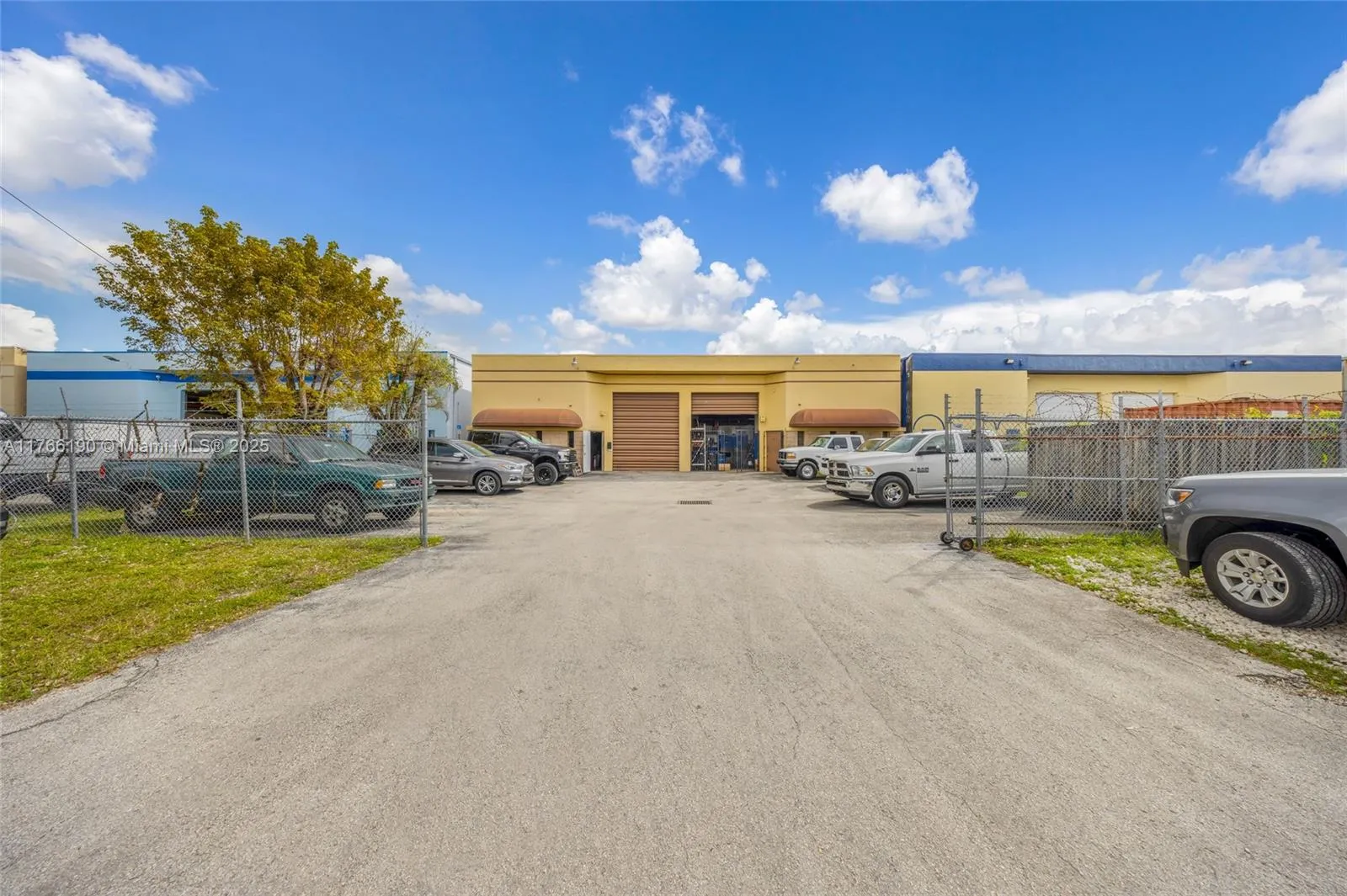 15241 NW 33rd Pl, Miami Gardens FL 33054