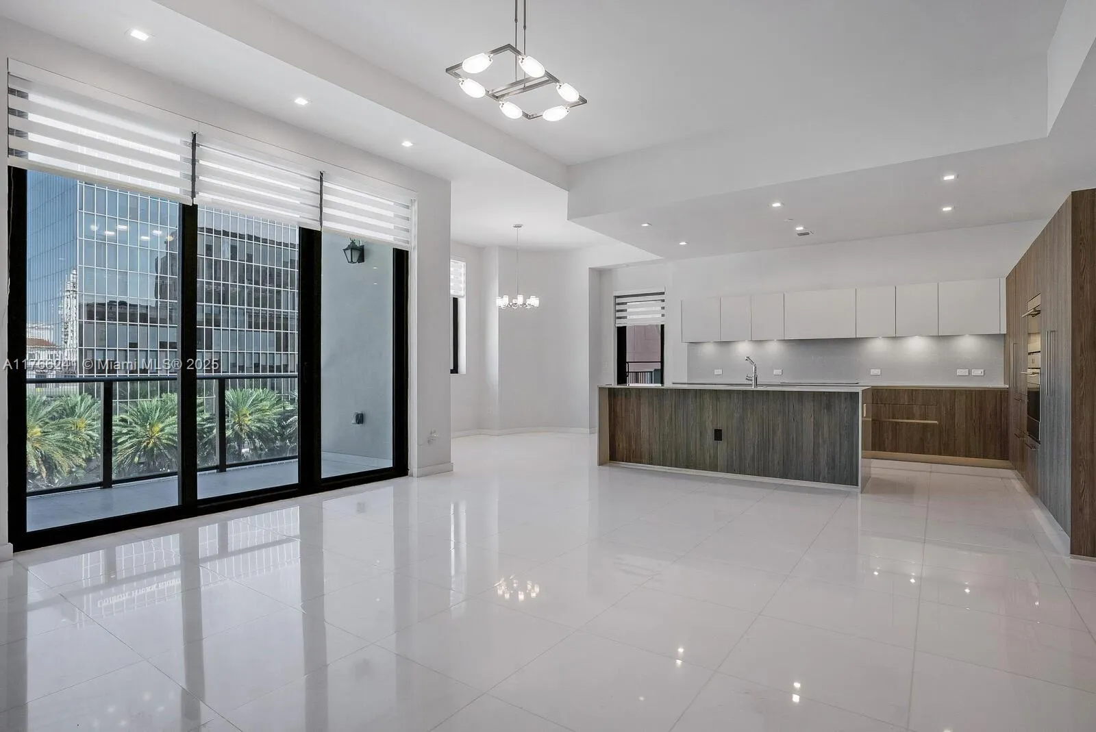 275 Giralda Ave # 6C, Coral Gables FL 33134