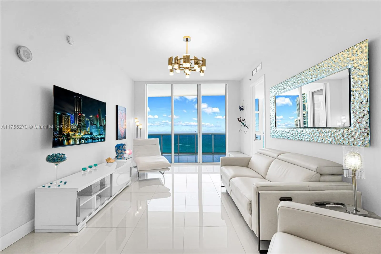 18201 Collins Ave, Sunny Isles Beach FL 33160