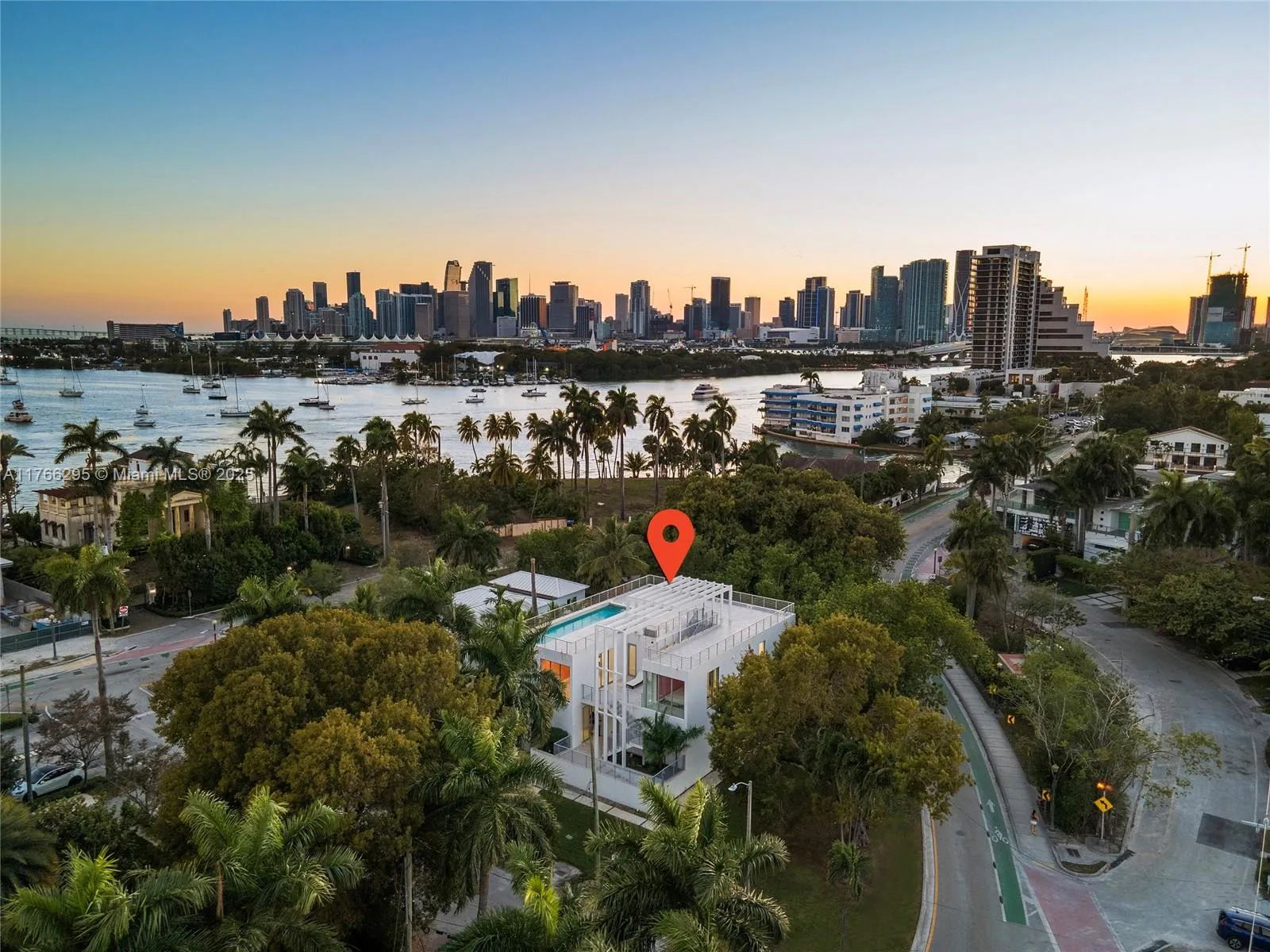 1250 N Venetian Way, Miami FL 33139