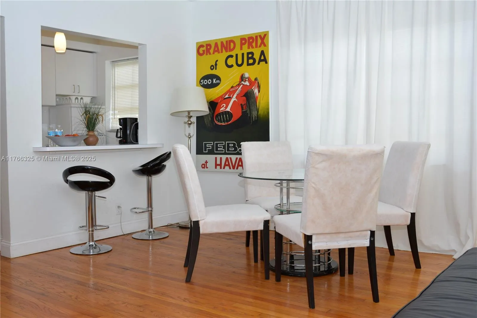 1 bedroom 1 bath for sale at 1021 Euclid Ave # 8, Miami Beach FL 33139