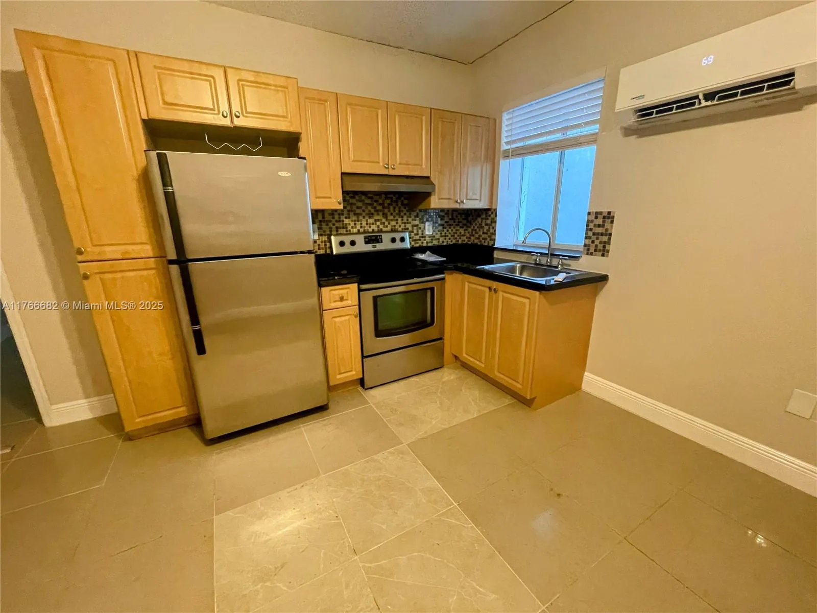 1021 NW 3rd St # 108, Miami FL 33128