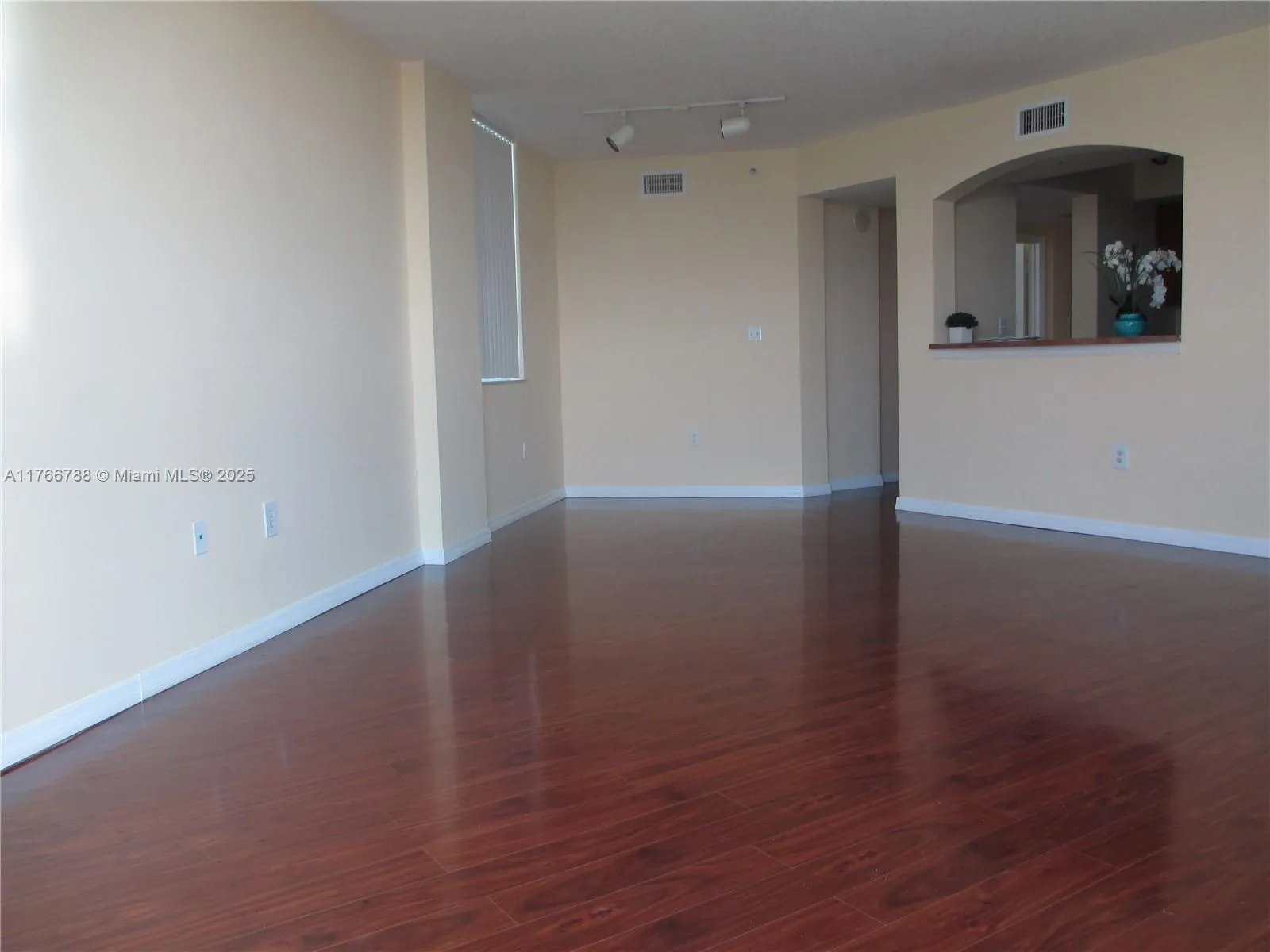 9201 Collins Ave # 1021, Surfside FL 33154