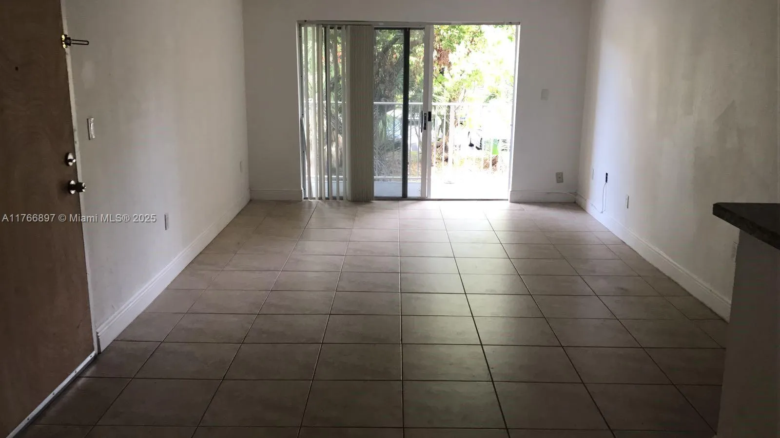 5122 NW 79th Ave # 205, Doral FL 33166