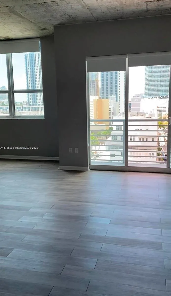 133 NE 2nd Ave # 1409, Miami FL 33132