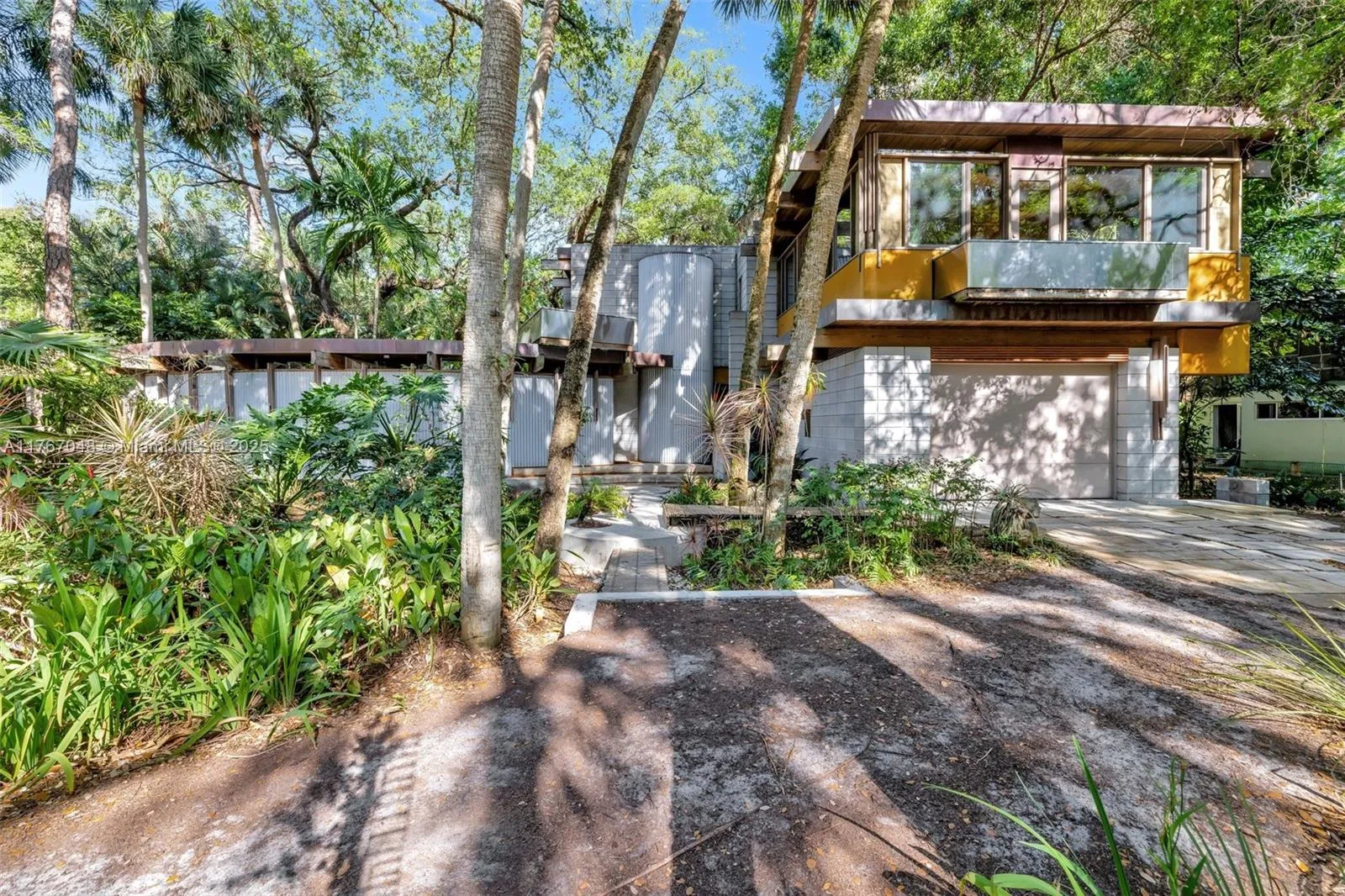 2410 SW 29th Way, Fort Lauderdale FL 33312