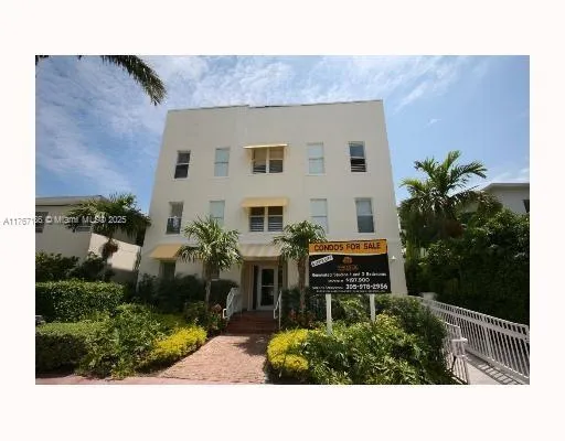 1 bedroom 1 bath for sale at 1521 Lenox Ave # 101, Miami Beach FL 33139