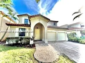 5 bedroom 3 bath for sale at 15424 SW 175th St, Miami FL 33187
