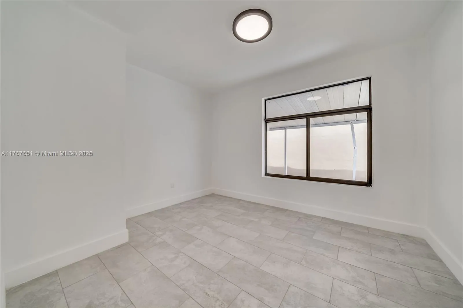 247 NW 54th St, Miami FL 33127