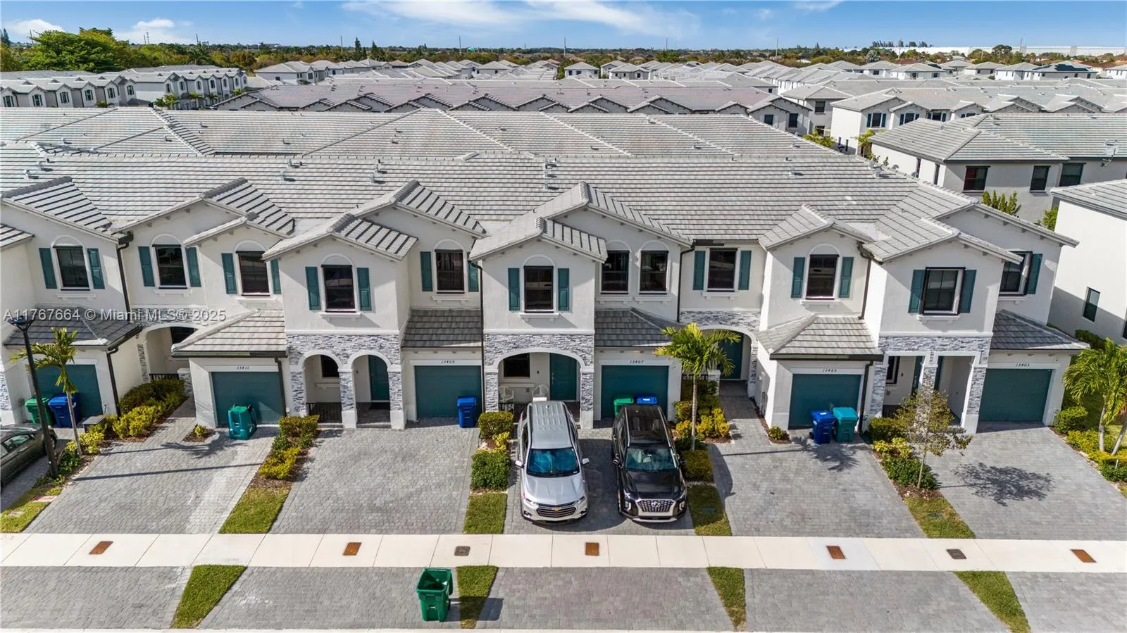 13407 SW 287th Ter, Homestead FL 33033