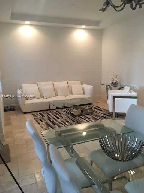 5189 NW 85th Ave # 5189, Miami FL 33166