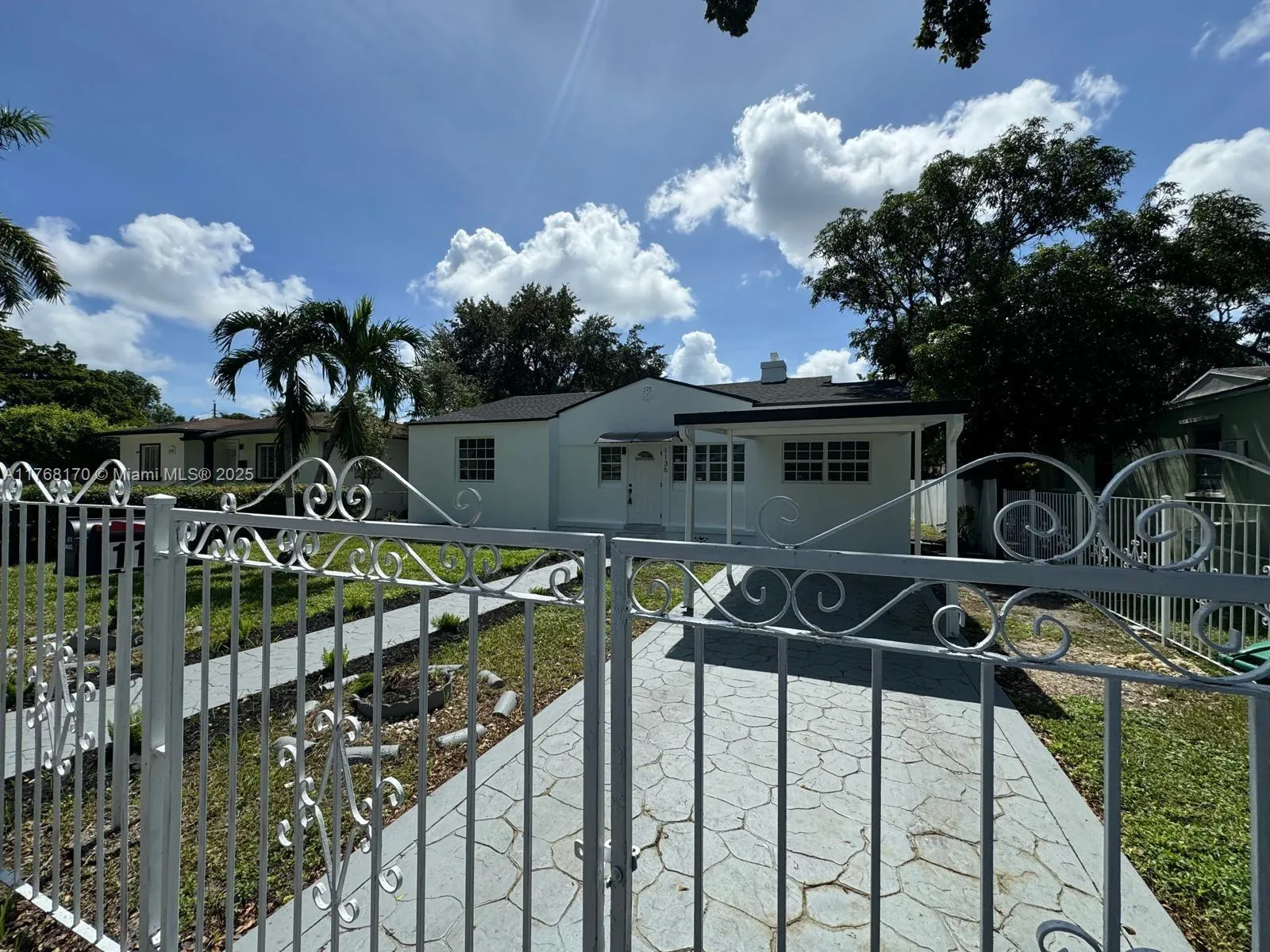 1136 NW 46th St, Miami FL 33127