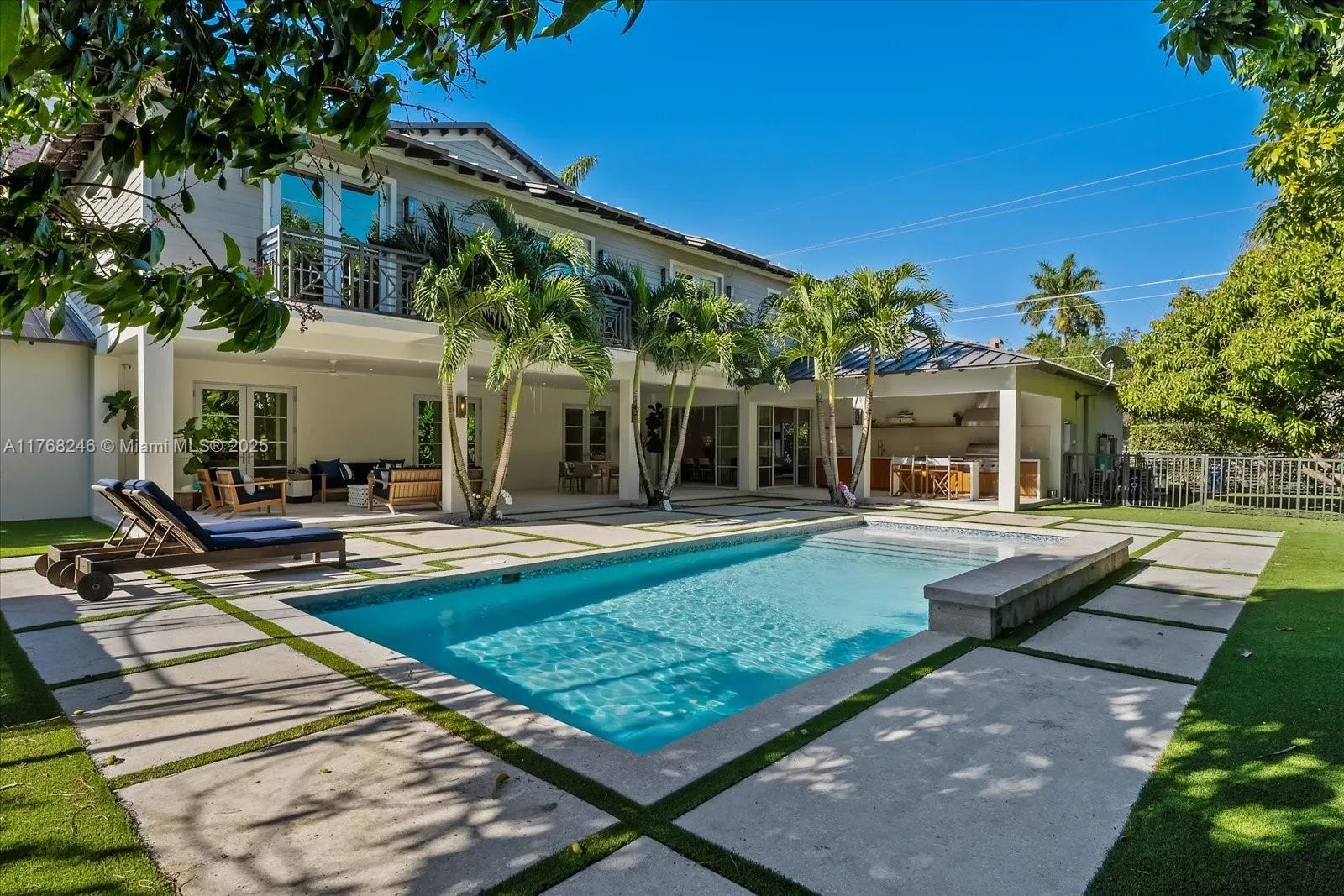 6151 SW 81st St, South Miami FL 33143