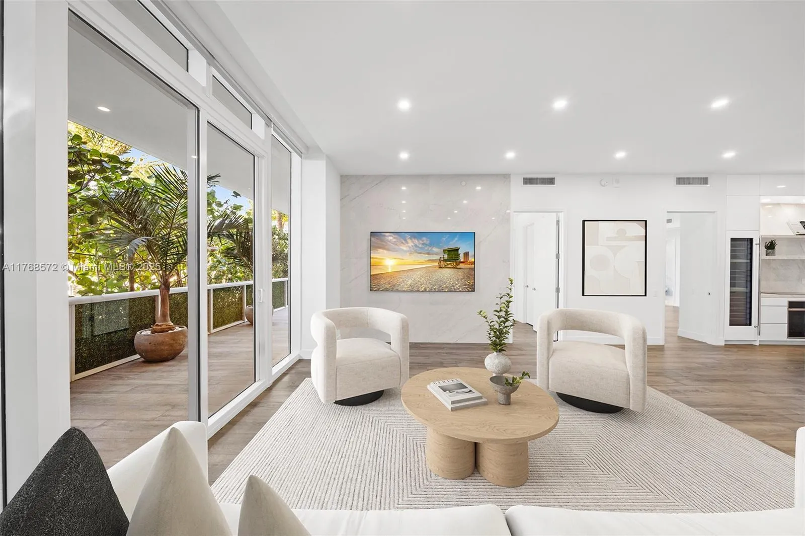 450 Alton Rd # 602, Miami Beach FL 33139