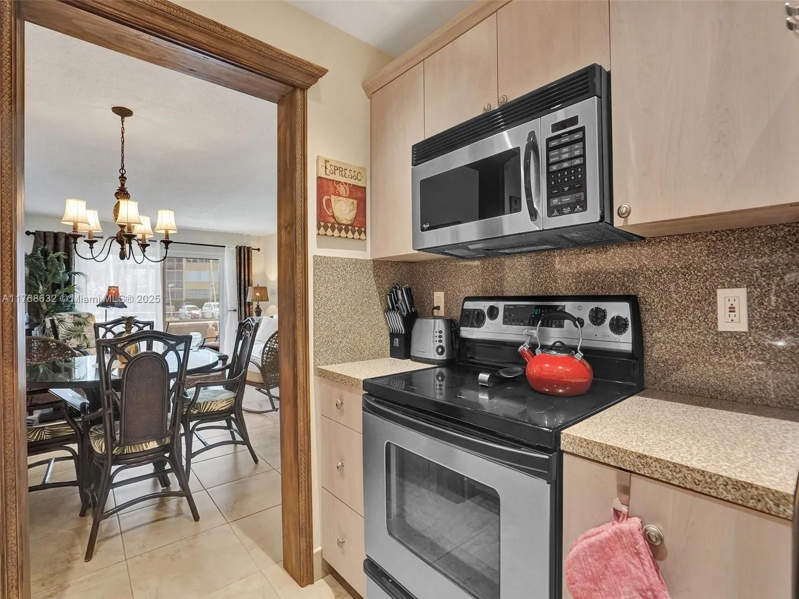 2600 Diana Dr # 105, Hallandale Beach FL 33009