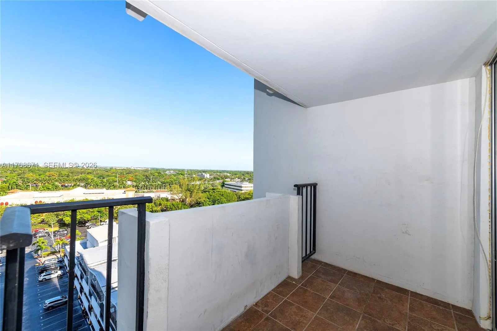 2750 NE 183rd St # 1207, Aventura FL 33160