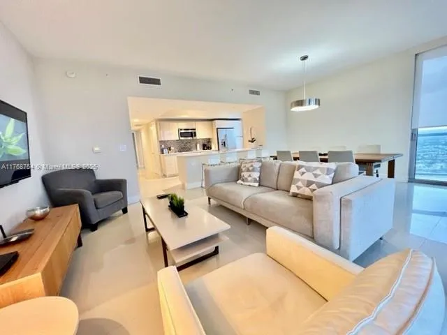 2600 E Hallandale Beach Blvd # T3102, Hallandale Beach FL 33009