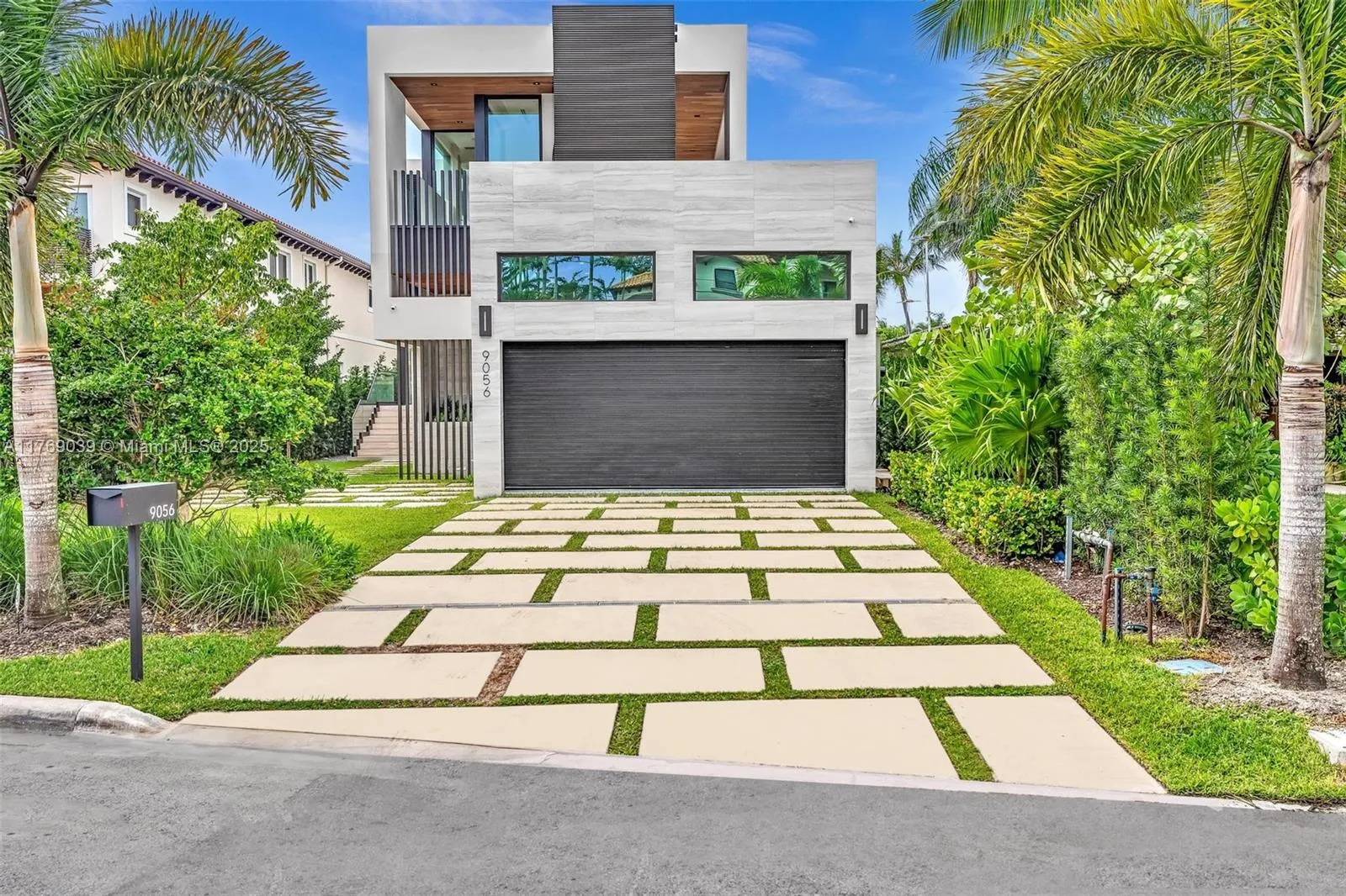 9056 Bay Dr, Surfside FL 33154