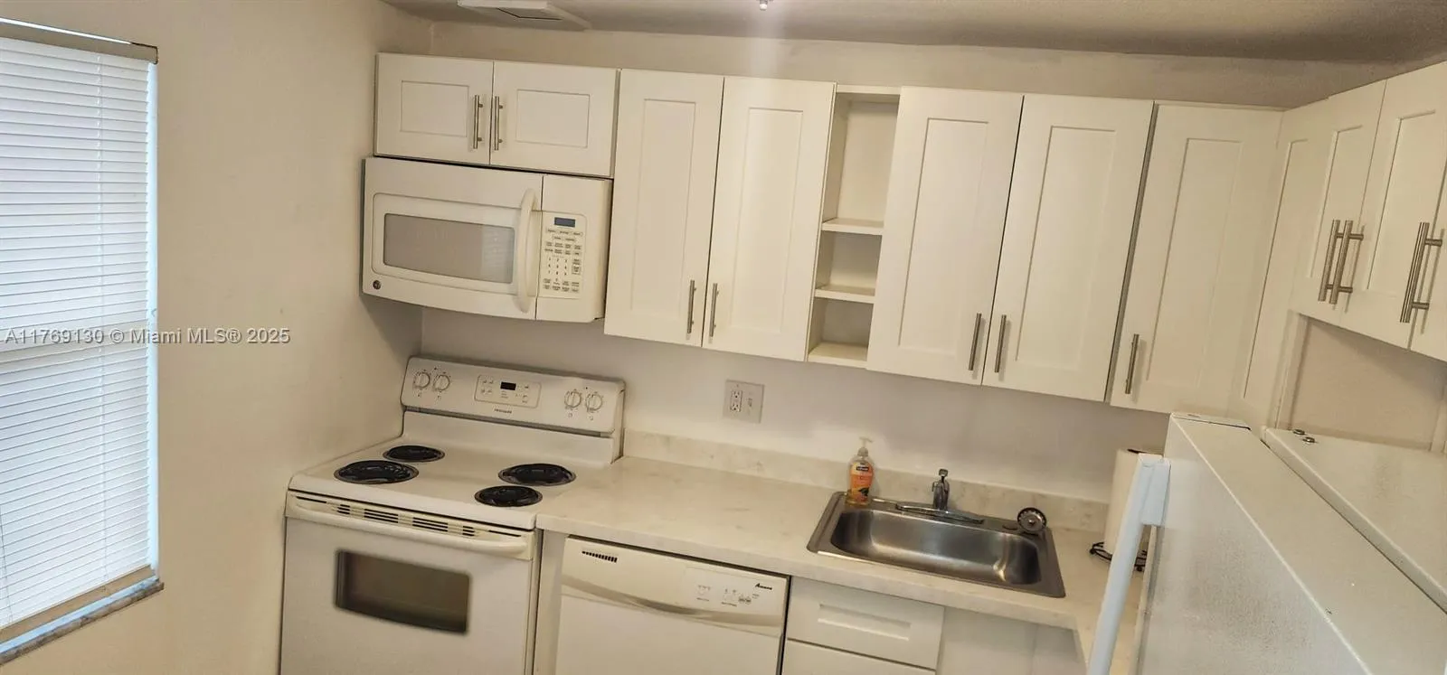 1015 Country Club Dr # 207, Margate FL 33063