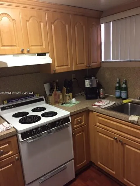 4021 Indian Creek Dr # 2B, Miami Beach FL 33140