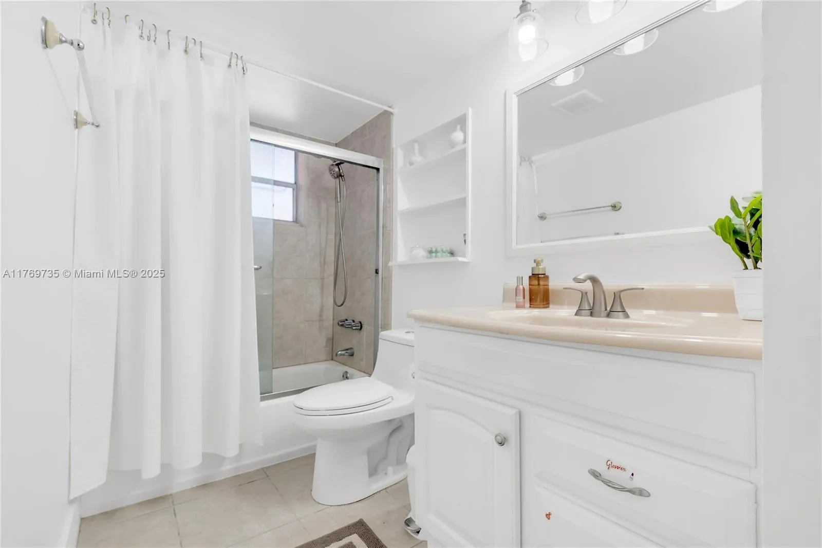 1750 NE 191st St # 1, Miami FL 33179